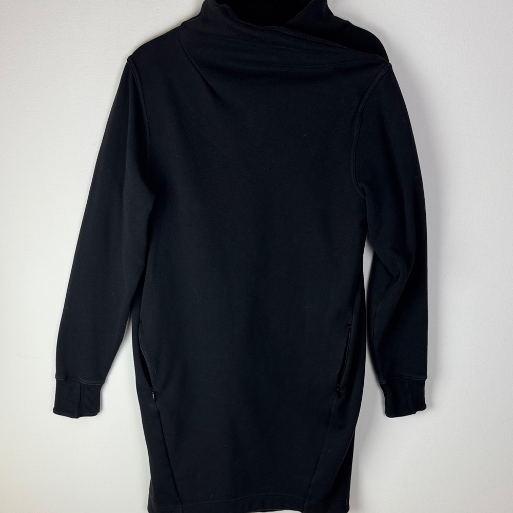 Athleta Sweater - Women's Medium